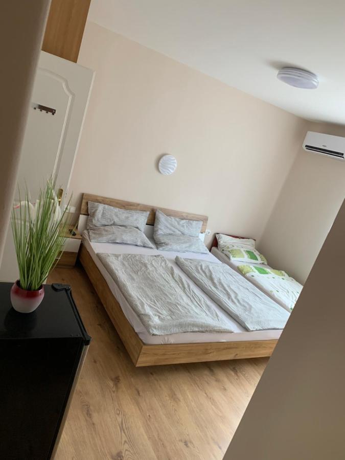 Zsuzsa Apartman Hajdúszoboszló Eksteriør bilde