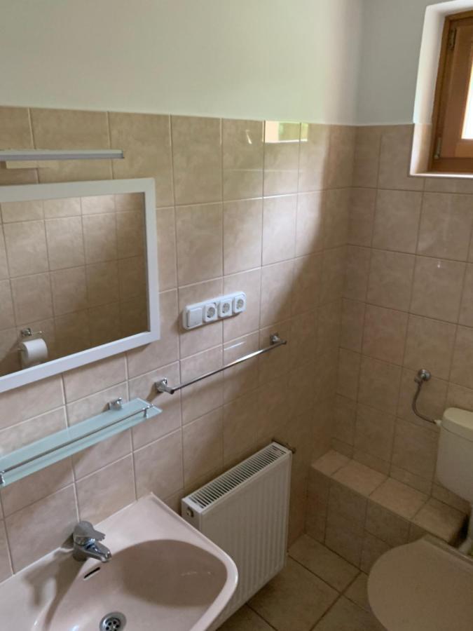 Zsuzsa Apartman Hajdúszoboszló Eksteriør bilde