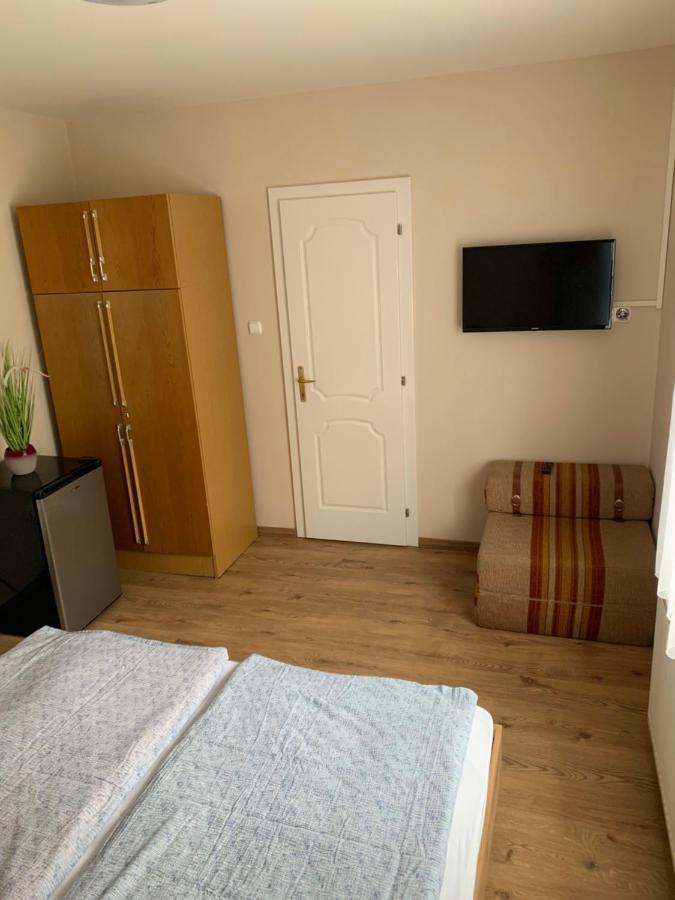 Zsuzsa Apartman Hajdúszoboszló Eksteriør bilde